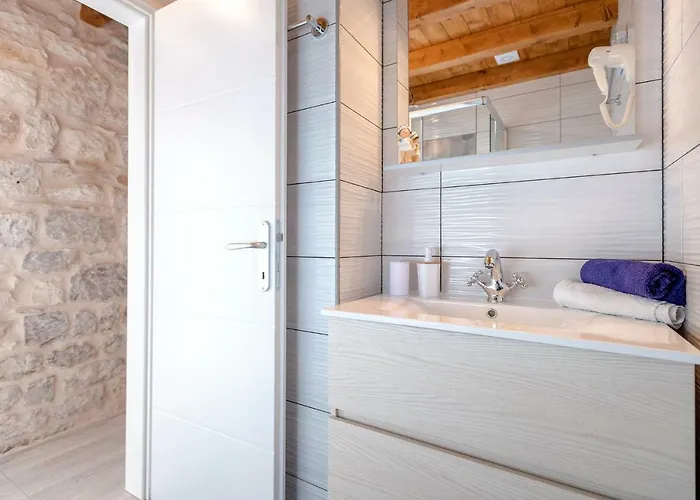 Διαμέρισμα Old Town Mare Χβαρ